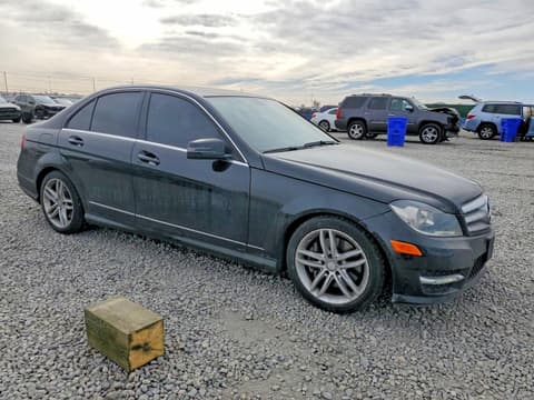 2013 Mercedes-benz C-Class, VIN WDDGF8ABXDR283302. Фото 4 з 6 з аукціону Copart. Каталог авто зі США OpenDataCar.