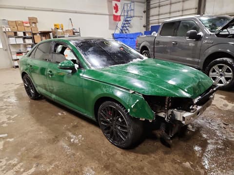 2017 Audi A4, VIN WAUANAF43HN038968. Фото 4 з 6 з аукціону Copart. Каталог авто зі США OpenDataCar.