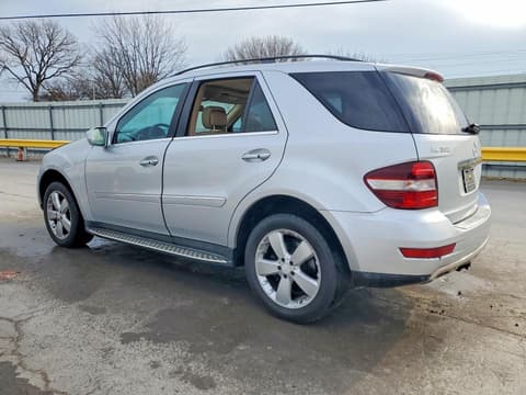 2010 Mercedes-benz ML-Class, VIN 4JGBB8GB2AA577922. Фото 2 з 6 з аукціону Copart. Каталог авто зі США OpenDataCar.