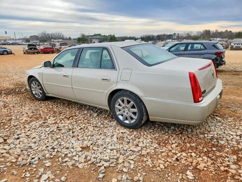 2010 Cadillac DTS, VIN 1G6KH5EY2AU117122. Фото 2 из 6 с аукциона Copart. Каталог авто из США OpenDataCar.