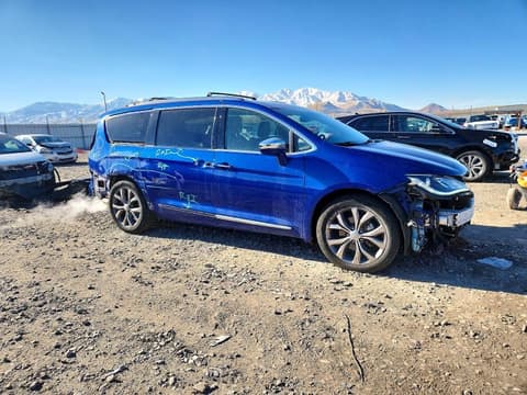 2020 Chrysler Pacifica, VIN 2C4RC1GG5LR211146. Фото 4 з 6 з аукціону Copart. Каталог авто зі США OpenDataCar.