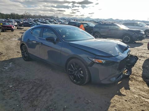 2024 Mazda 3, VIN JM1BPBLM9R1711024. Фото 4 з 6 з аукціону Copart. Каталог авто зі США OpenDataCar.