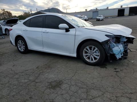 2026 Toyota Camry, VIN 4T1DAACK0TU229868. Фото 4 з 6 з аукціону Copart. Каталог авто зі США OpenDataCar.