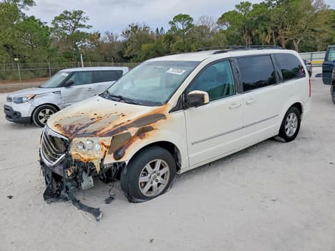 2010 Chrysler Town & Country, VIN 2A4RR5D10AR306985. Фото 1 з 6 з аукціону Copart. Каталог авто зі США OpenDataCar.