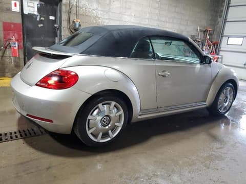 2013 Volkswagen Beetle, VIN 3VW5P7AT4DM802537. Фото 3 з 6 з аукціону Copart. Каталог авто зі США OpenDataCar.
