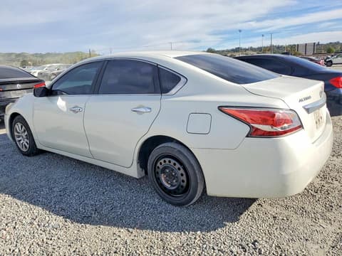 2014 Nissan Altima, VIN 1N4AL3AP9EN336691. Фото 2 з 6 з аукціону Copart. Каталог авто зі США OpenDataCar.