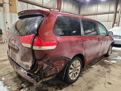 2013 Toyota Sienna, VIN 5TDDK3DCXDS051137. Фото 3 з 6 з аукціону Copart. Каталог авто зі США OpenDataCar.