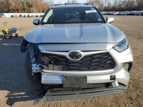 2022 Toyota Highlander, VIN 5TDCZRBH4NS584434. Фото 5 з 6 з аукціону Copart. Каталог авто зі США OpenDataCar.