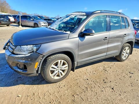 2016 Volkswagen Tiguan, VIN WVGBV7AXXGW594923. Фото 1 з 6 з аукціону Copart. Каталог авто зі США OpenDataCar.