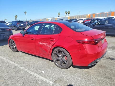 2018 Alfa romeo Giulia, VIN ZARFAEBN0J7597405. Фото 2 из 6 с аукциона Copart. Каталог авто из США OpenDataCar.