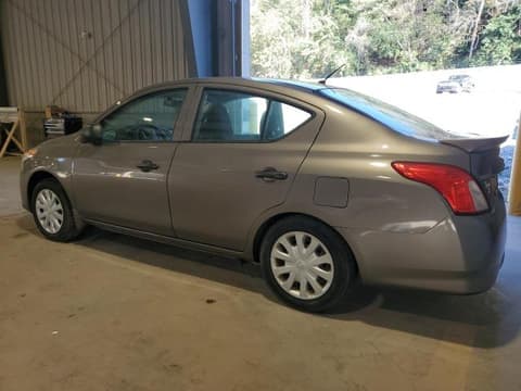 2015 Nissan Versa, VIN 3N1CN7AP3FL865840. Фото 2 з 6 з аукціону Copart. Каталог авто зі США OpenDataCar.