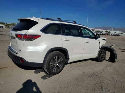 2016 Toyota Highlander, VIN 5TDKKRFH1GS137203. Фото 3 з 6 з аукціону Copart. Каталог авто зі США OpenDataCar.