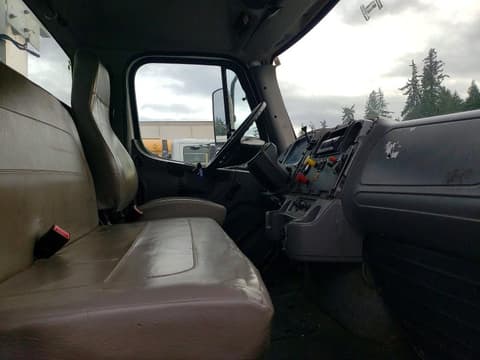 2014 Freigliner , VIN 1FVAC4DX9EHFU6757. Фото 5 з 6 з аукціону Copart. Каталог авто зі США OpenDataCar.