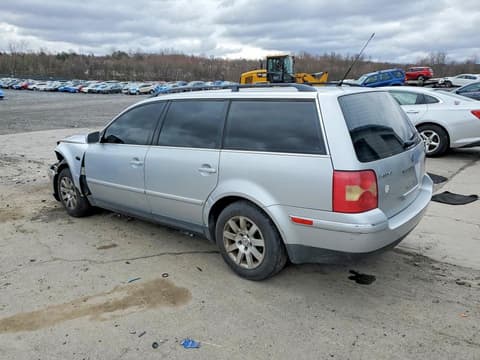 2003 Volkswagen Passat, VIN WVWND63B03E425137. Photo 2 of 6 from Copart auction. OpenDataCar US salvage catalog.