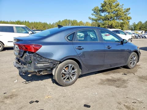 2023 Kia Forte, VIN 3KPF24AD7PE570396. Zdjęcie 3 z 6 z aukcji Copart. Katalog aut z USA OpenDataCar.