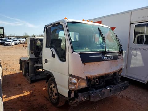 2006 Isuzu NPR, VIN JALB4B16567024014. Фото 4 з 6 з аукціону Copart. Каталог авто зі США OpenDataCar.