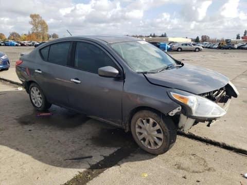 2019 Nissan Versa, VIN 3N1CN7AP3KL833464. Фото 4 з 6 з аукціону Copart. Каталог авто зі США OpenDataCar.
