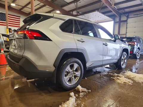 2025 Toyota RAV4, VIN 2T3P1RFV0SW520328. Фото 3 з 6 з аукціону Copart. Каталог авто зі США OpenDataCar.