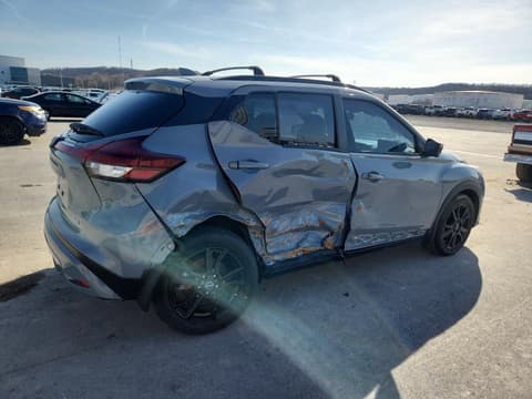 2023 Nissan Kicks, VIN 3N1CP5DV5PL553643. Фото 3 з 6 з аукціону Copart. Каталог авто зі США OpenDataCar.