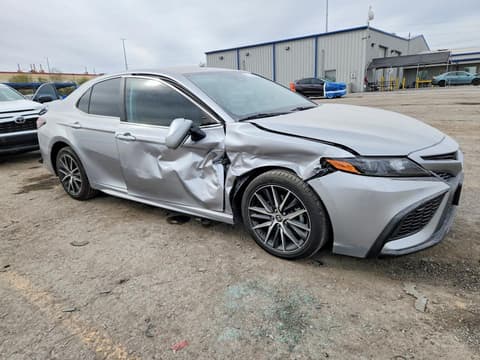2022 Toyota Camry, VIN 4T1G11AK3NU689352. Фото 4 з 6 з аукціону Copart. Каталог авто зі США OpenDataCar.