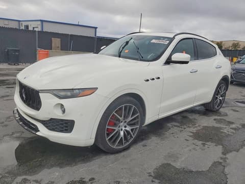 2017 Maserati Levante, VIN ZN661XUS2HX250658. Фото 1 из 6 с аукциона Copart. Каталог авто из США OpenDataCar.
