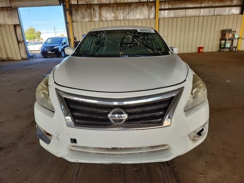 2015 Nissan Altima, VIN 1N4AL3AP4FN890514. Фото 5 з 6 з аукціону Copart. Каталог авто зі США OpenDataCar.