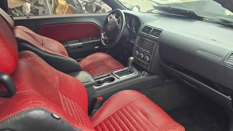 2014 Dodge Challenger, VIN 2C3CDYBT8EH177300. Фото 5 з 6 з аукціону Copart. Каталог авто зі США OpenDataCar.