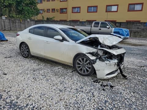 2023 Mazda 3, VIN 3MZBPABM1PM355712. Фото 4 з 6 з аукціону Copart. Каталог авто зі США OpenDataCar.
