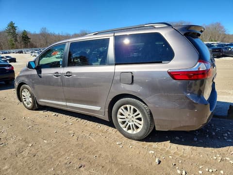 2016 Toyota Sienna, VIN 5TDYK3DC7GS742230. Zdjęcie 2 z 6 z aukcji Copart. Katalog aut z USA OpenDataCar.
