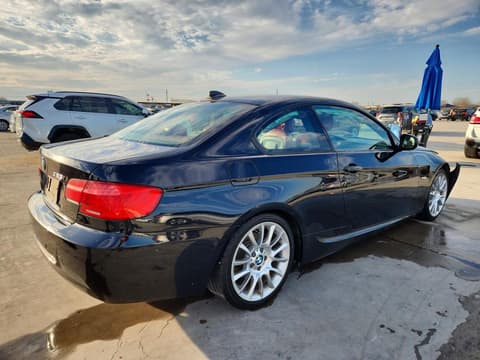2013 Bmw 3 Series, VIN WBAKE5C56DJ107081. Фото 3 з 6 з аукціону Copart. Каталог авто зі США OpenDataCar.