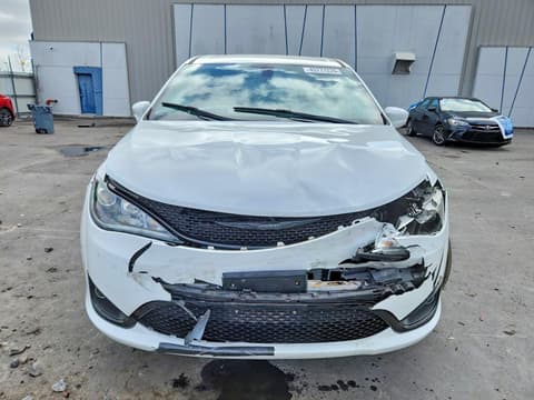 2019 Chrysler Pacifica, VIN 2C4RC1FG7KR638666. Фото 5 з 6 з аукціону Copart. Каталог авто зі США OpenDataCar.