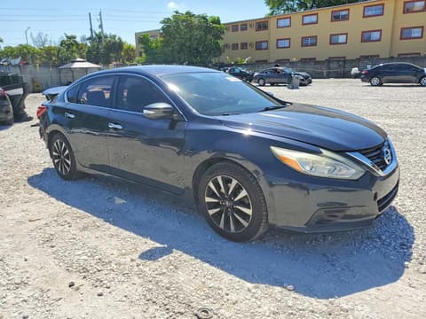 2018 Nissan Altima, VIN 1N4AL3AP4JC128241. Фото 4 з 6 з аукціону Copart. Каталог авто зі США OpenDataCar.