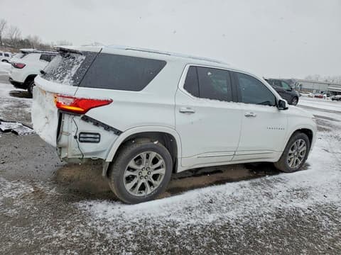 2019 Chevrolet Traverse, VIN 1GNEVKKW4KJ205443. Фото 3 из 6 с аукциона Copart. Каталог авто из США OpenDataCar.