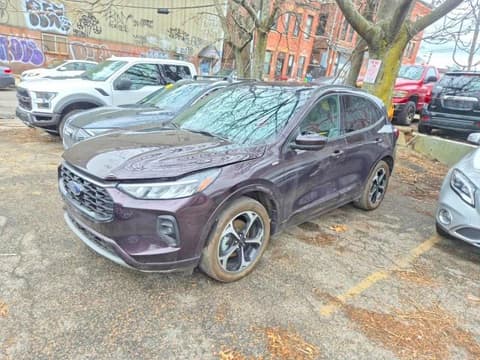 2023 Ford Escape, VIN 1FMCU9NA8PUB45082. Фото 2 з 6 з аукціону Copart. Каталог авто зі США OpenDataCar.