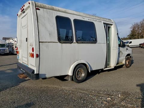 2013 Ford Econoline E350, VIN 1FDWE3FLXDDA61638. Фото 3 з 6 з аукціону Copart. Каталог авто зі США OpenDataCar.