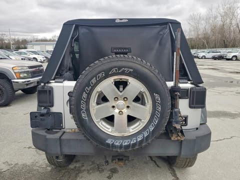 2011 Jeep Wrangler Unlimited, VIN 1J4HA3H16BL500982. Фото 6 з 6 з аукціону Copart. Каталог авто зі США OpenDataCar.