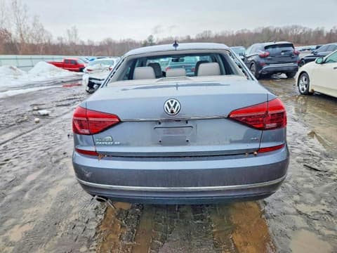 2017 Volkswagen Passat, VIN 1VWGT7A34HC069076. Zdjęcie 6 z 6 z aukcji Copart. Katalog aut z USA OpenDataCar.