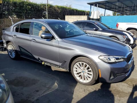 2021 Bmw 5 Series, VIN WBA13AG05MCF98453. Zdjęcie 4 z 6 z aukcji Copart. Katalog aut z USA OpenDataCar.