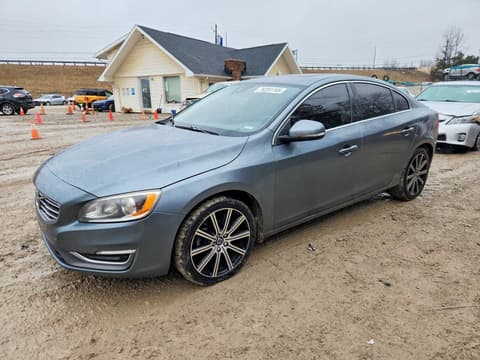 2016 Volvo S60, VIN LYV402FK2GB106162. Фото 1 з 6 з аукціону Copart. Каталог авто зі США OpenDataCar.