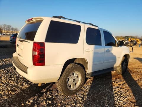 2014 Chevrolet Tahoe, VIN 1GNSCAE03ER175318. Фото 3 з 6 з аукціону Copart. Каталог авто зі США OpenDataCar.