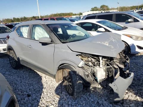 2023 Nissan Kicks, VIN 3N1CP5CV0PL525301. Фото 4 з 6 з аукціону Copart. Каталог авто зі США OpenDataCar.