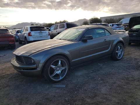 2005 Ford Mustang, VIN 1ZVFT84N555219890. Фото 1 з 6 з аукціону Copart. Каталог авто зі США OpenDataCar.