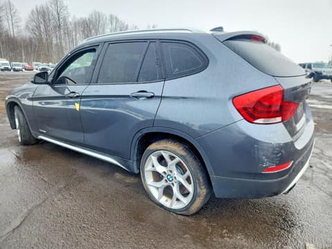 2015 Bmw X1, VIN WBAVL1C51FVY34684. Фото 2 з 6 з аукціону Copart. Каталог авто зі США OpenDataCar.