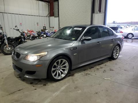 2008 Bmw M5, VIN WBSNB93528CX09138. Фото 1 з 6 з аукціону Copart. Каталог авто зі США OpenDataCar.