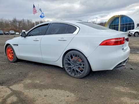 2018 Jaguar XE, VIN SAJAN4EV3JCP17768. Фото 2 з 6 з аукціону Copart. Каталог авто зі США OpenDataCar.