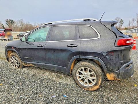 2018 Jeep Cherokee, VIN 1C4PJMCB6JD523193. Фото 2 из 6 с аукциона Copart. Каталог авто из США OpenDataCar.