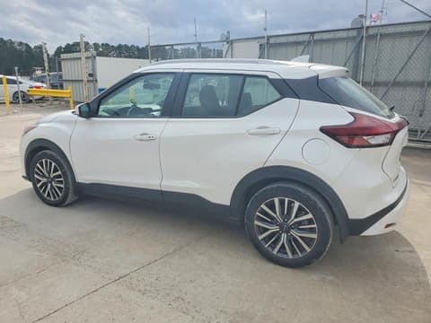 2023 Nissan Kicks, VIN 3N1CP5CV3PL548622. Фото 2 з 6 з аукціону Copart. Каталог авто зі США OpenDataCar.