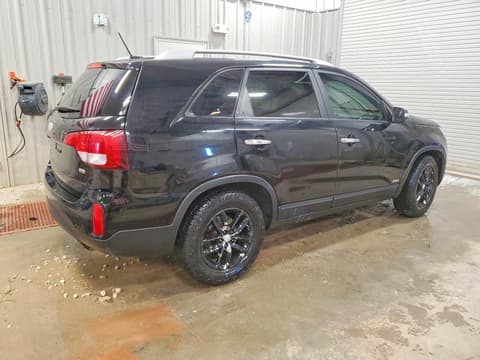 2015 Kia Sorento, VIN 5XYKTCA64FG578464. Фото 3 з 6 з аукціону Copart. Каталог авто зі США OpenDataCar.