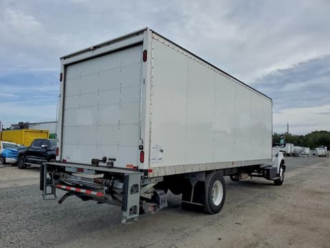 2022 Ford F-650, VIN 1FDNF6AN9NDF05371. Фото 3 из 6 с аукциона Copart. Каталог авто из США OpenDataCar.