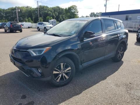 2018 Toyota RAV4, VIN 2T3WFREV7JW480696. Фото 1 з 6 з аукціону Copart. Каталог авто зі США OpenDataCar.